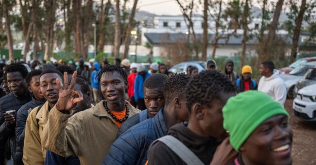 Spain's Migrant Amnesty Could Affect Over 1.3 Million, Police Warn