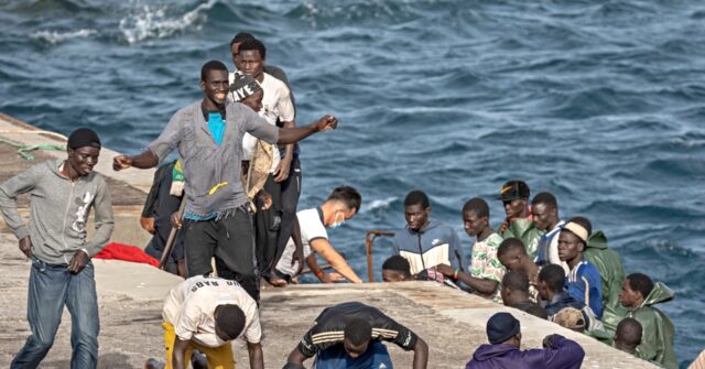 Spain's Amnesty: 400,000 Fraudulent Applications Detected