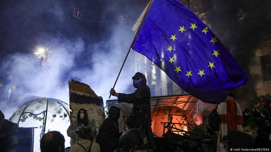 EU Suspends Visa-Free Travel for Georgian Officials
